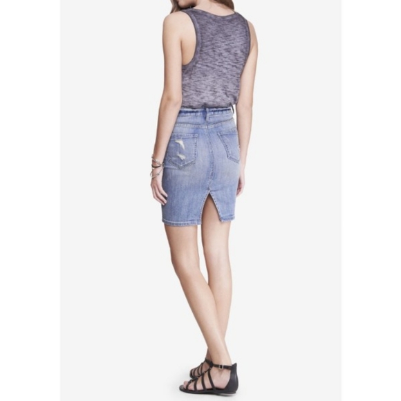 Express distressed denim pencil skirt - Picture 4 of 12